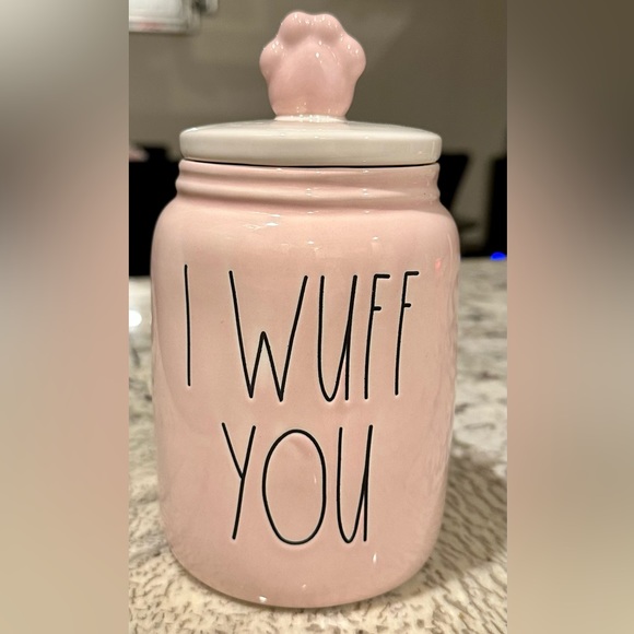 New Rae Dunn “I WUFF YOU” pink container perfect for dog treats! - Picture 1 of 3